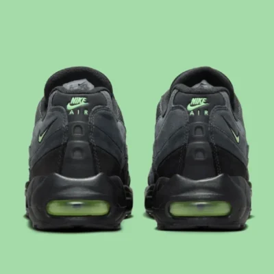 Nike Air Max 95 'Vapor Green' - Image 3