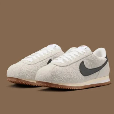 Nike Cortez Vintage 'Beige/Black' - Image 2