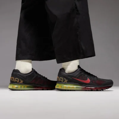 Nike Air Max 2013 'Black Noir' - Image 3