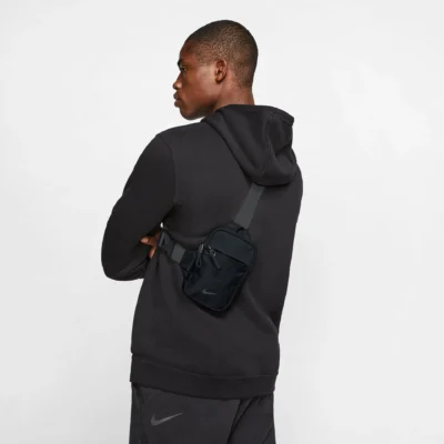 Nike Essentials Crossbody Hip Bag Black - Image 2