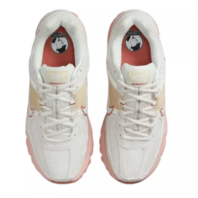 Nike Zoom Vomero 5 'Beige/Terra Blush' - Image 3