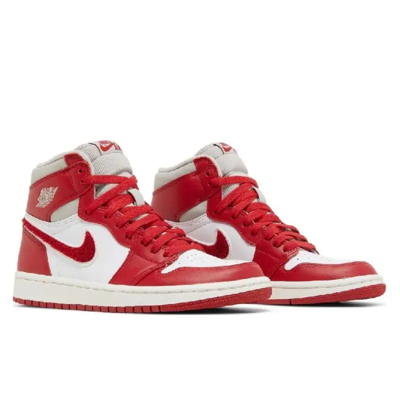 Air Jordan 1 High OG (W) 'Newstalgia Chenille' - Image 2