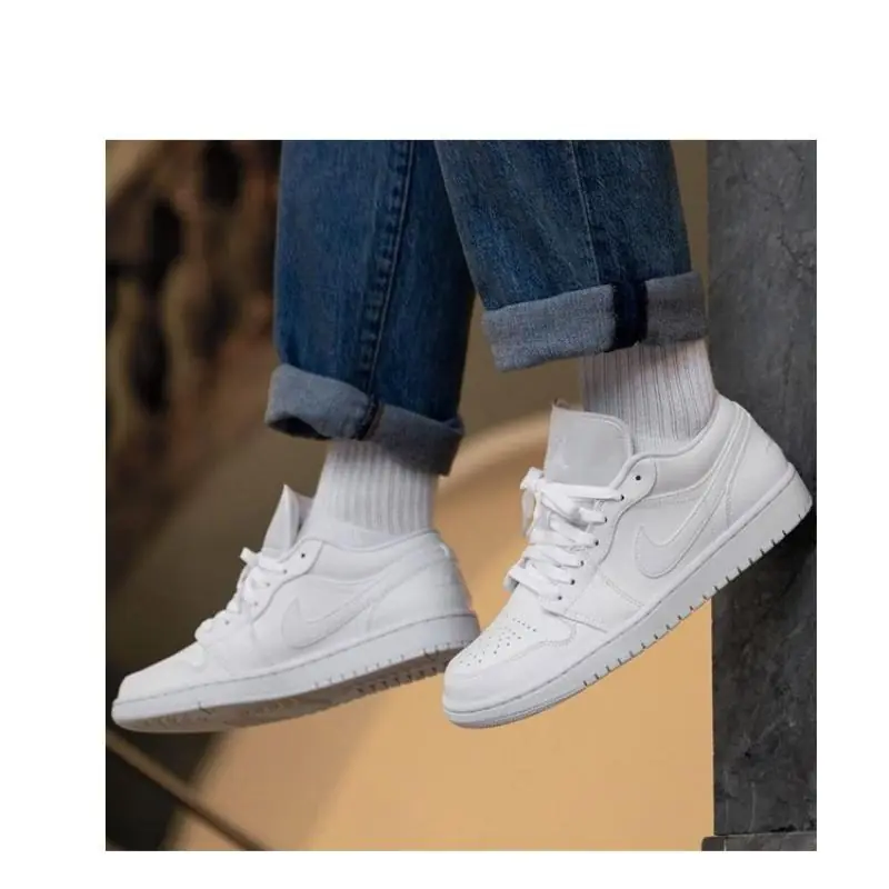 Air Jordan 1 Low (W) 'AllWhite' - Image 4