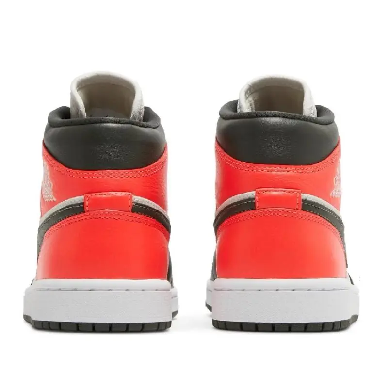 Air Jordan 1 Mid SE (W) 'Newsprint' - Image 3