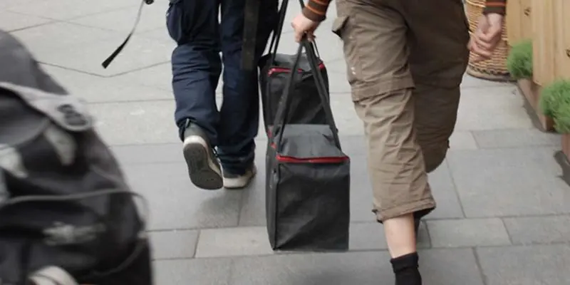 Mr. Serious 18 pack spray can bag - Image 2