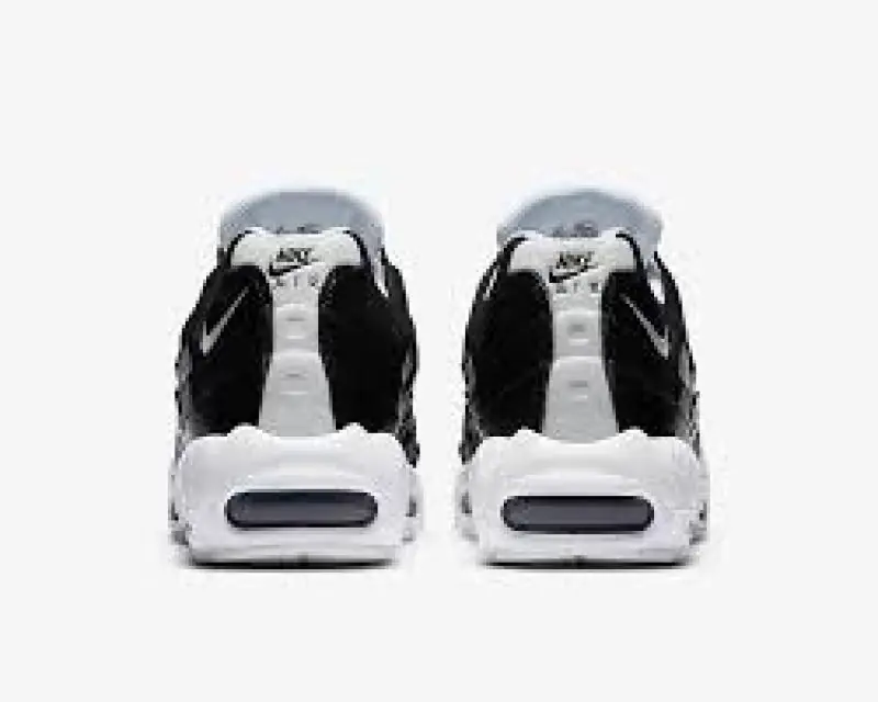 Nike Air Max 95 'Ying Yang Pack Black' - Image 4