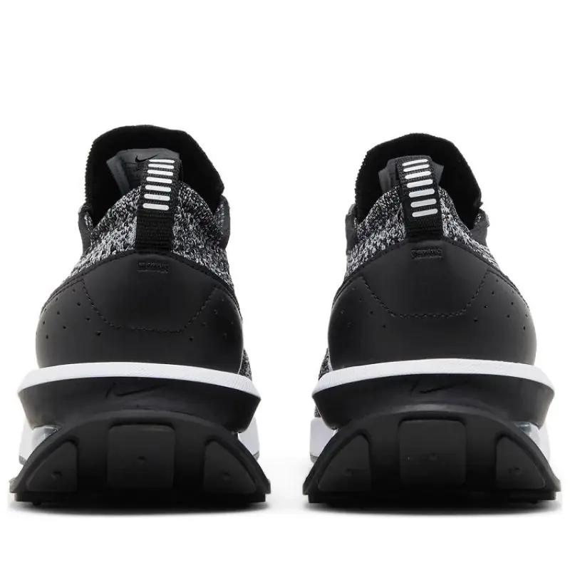 Nike Air Max Flyknit Racer - Black / White - Image 3