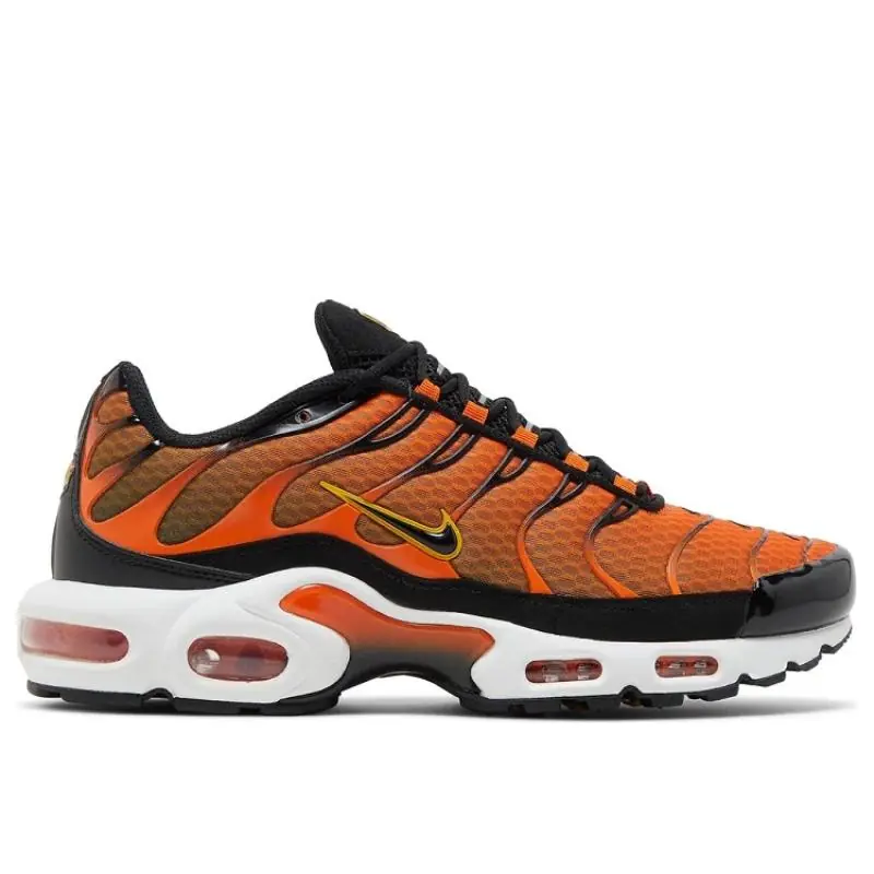 Nike Air Max Plus - Safety Orange / Black