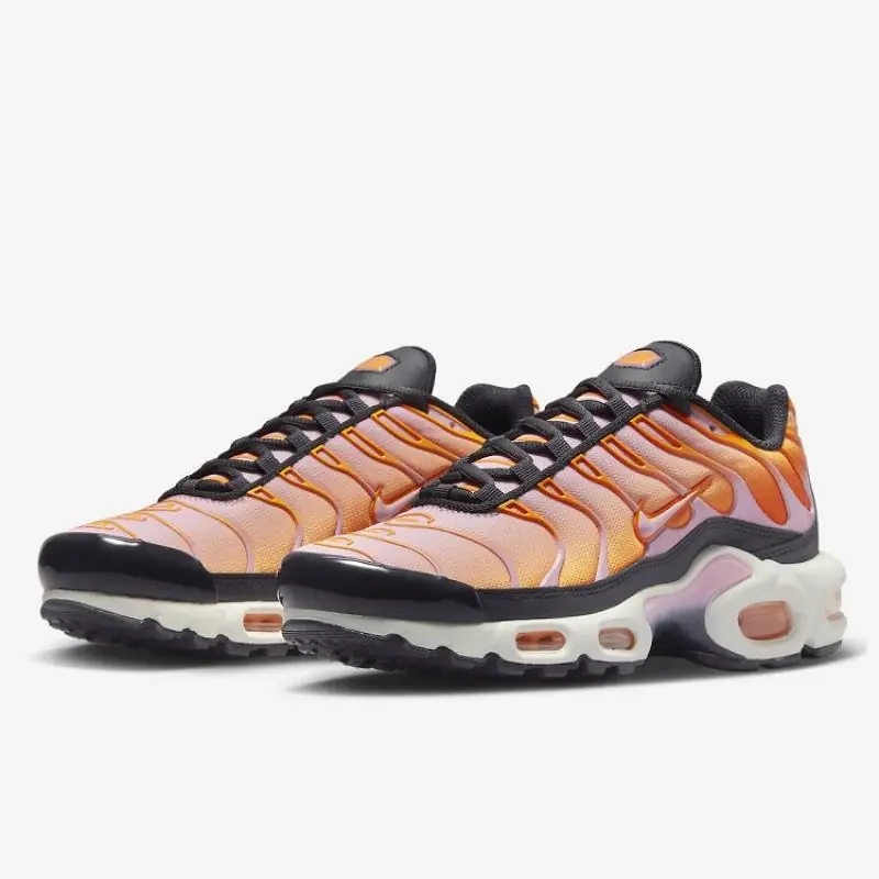 Nike Air Max Plus (W) - Magma Orange / Soft Pink - Image 2