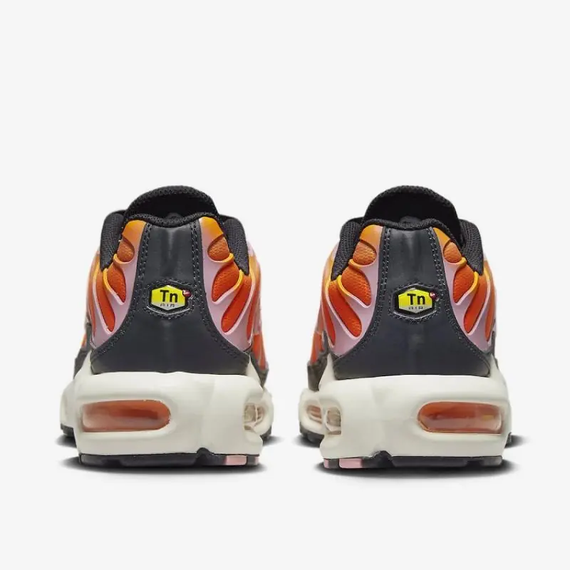 Nike Air Max Plus (W) - Magma Orange / Soft Pink - Image 3