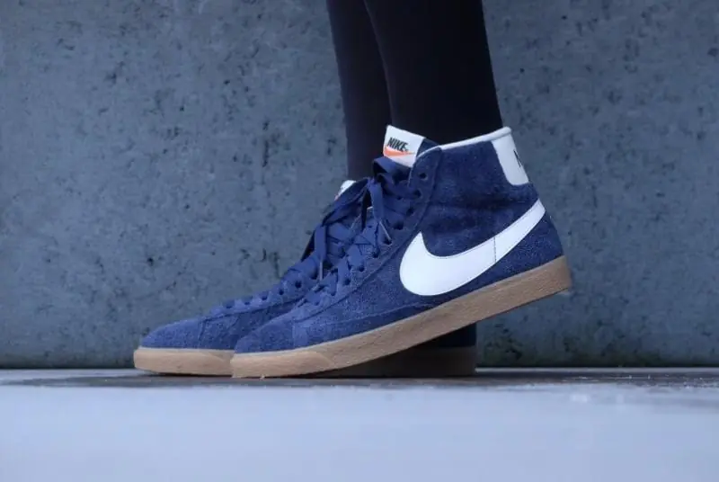 Nike Blazer Mid Suede Vintage (W) 'Navy' - Image 2