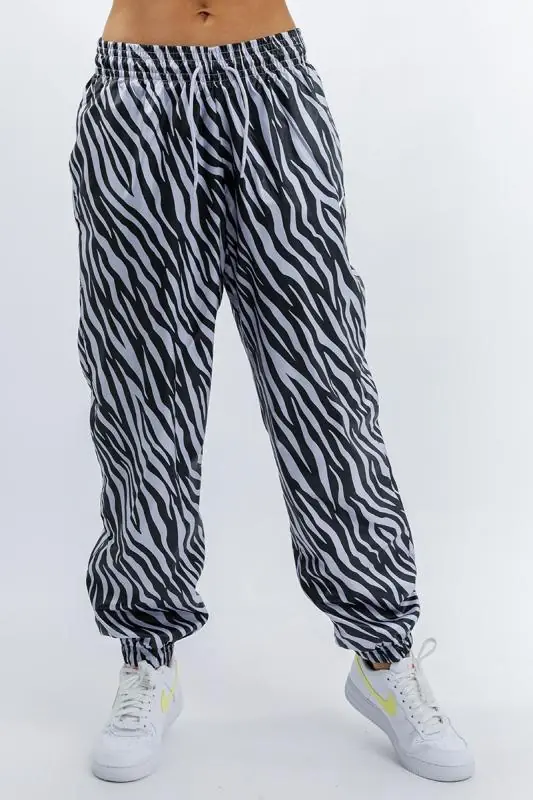 Nike Icon Clash Nadrág (W) 'Animal Print' - Image 3