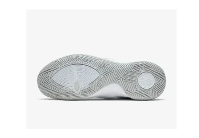 Kyrie Flytrap 3 'Pure Platinum' - Image 2