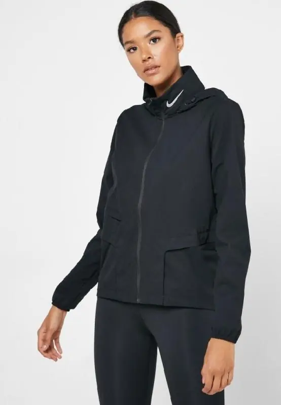 Nike Shield Women's Full-Zip Running Jacket Black