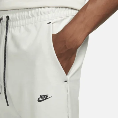 Nike Sportswear Dri-Fit Tech Pack Pants Light Silver/Black - Image 3