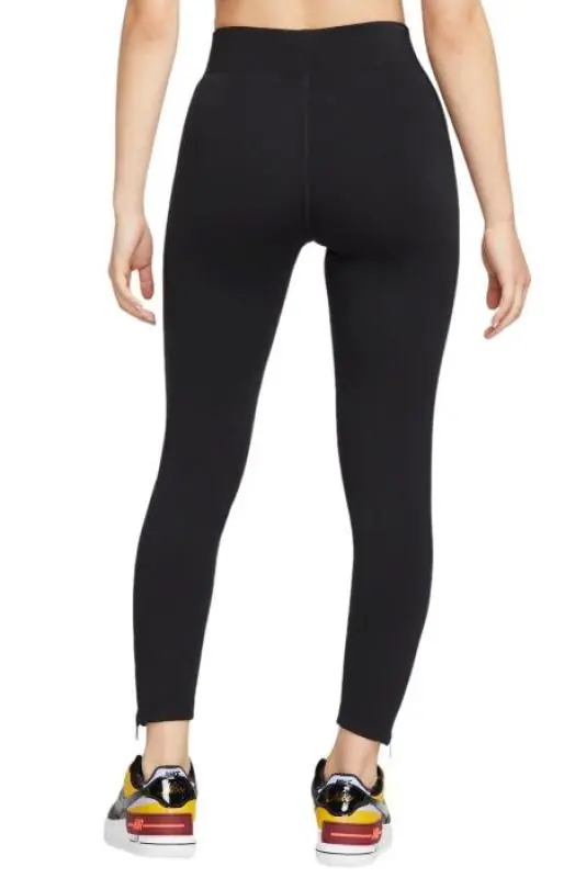 Nike Sportswear Holographic Swoosh Legging - Black - Image 2