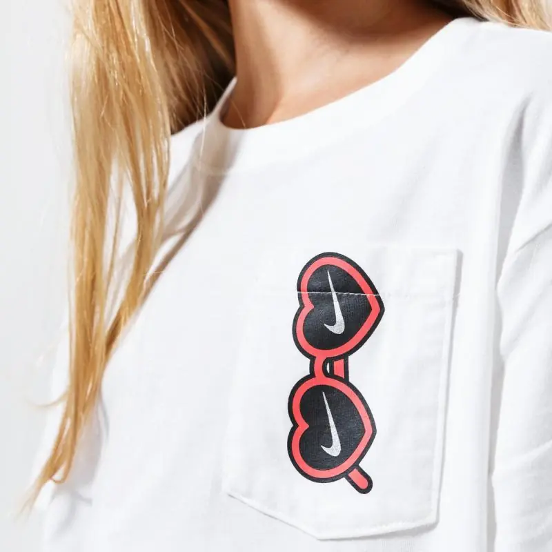 Nike Sportswear 'Older Kids Sunglass T-Shirt - White - Image 4