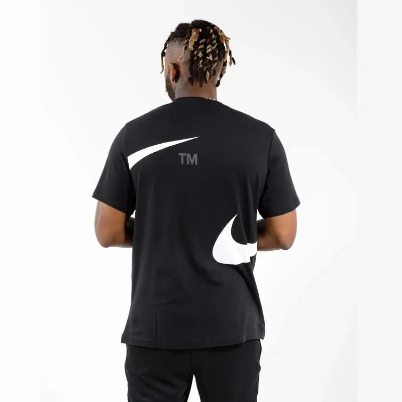 Nike Sportswear Swoosh Tee - Black - Image 2