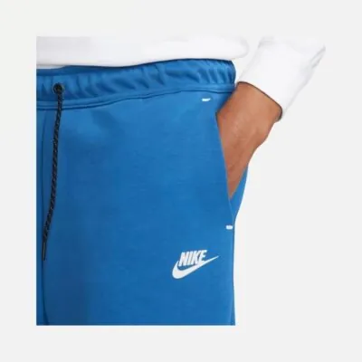 Nike Sportswear Tech Fleece Shorts - Dark Marina Blue/ Light Bone - Image 3